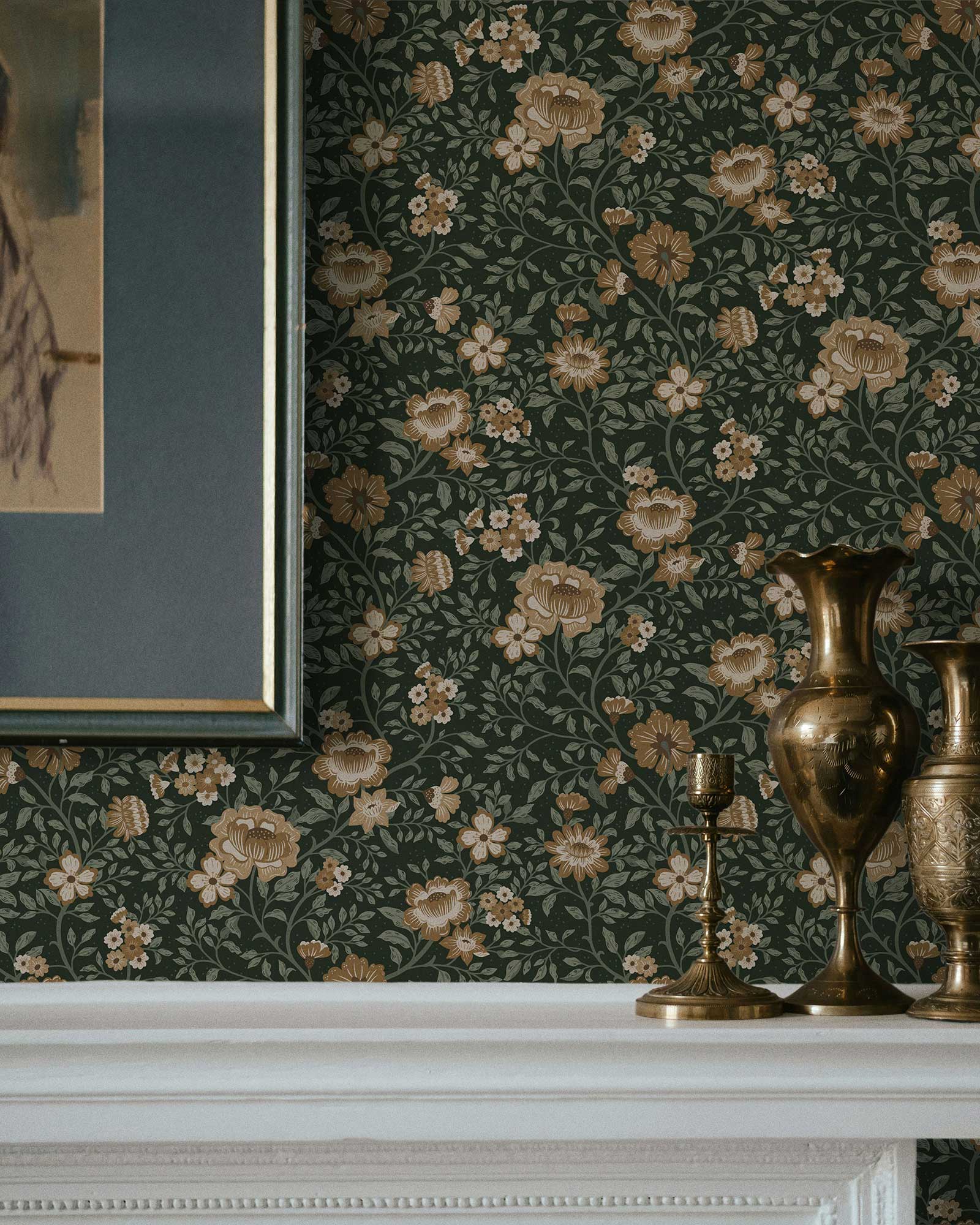 Annabelle Wallpaper in Woodland Green
